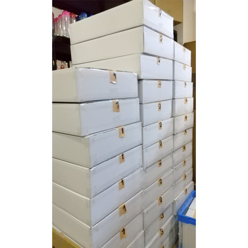おとこの娘用コスチュームが12個以上入っている宝箱 福袋画像2