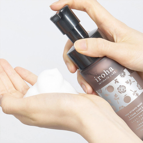 iroha INTIMATE WASH FOAM TYPE 150ml イロハ インティメイト ウォッシュ フォームタイプ よもぎブレンドの香り画像3