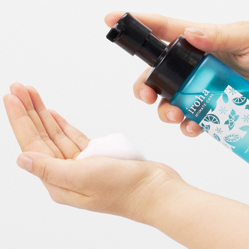 iroha INTIMATE WASH FOAM TYPE イロハ インティメイト ウォッシュ フォームタイプ シトラスノートとミントの香り 150ml画像4