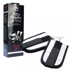FSOG フィフティ・シェイズ・オブ・グレイ ハンド手枷