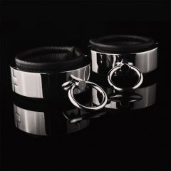 Black Marie(ブラックマリー)Iron Leather Cuffs 金属腕輪 本革と合金SizeM